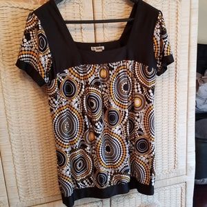 Sixteen plus tunic